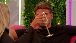 Love Island - Season 08 Episode 34